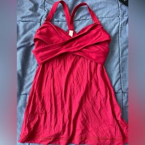 Lululemon top